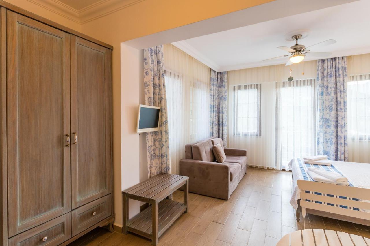 Mavi Deniz Konuk Evi Selimiye  Luaran gambar