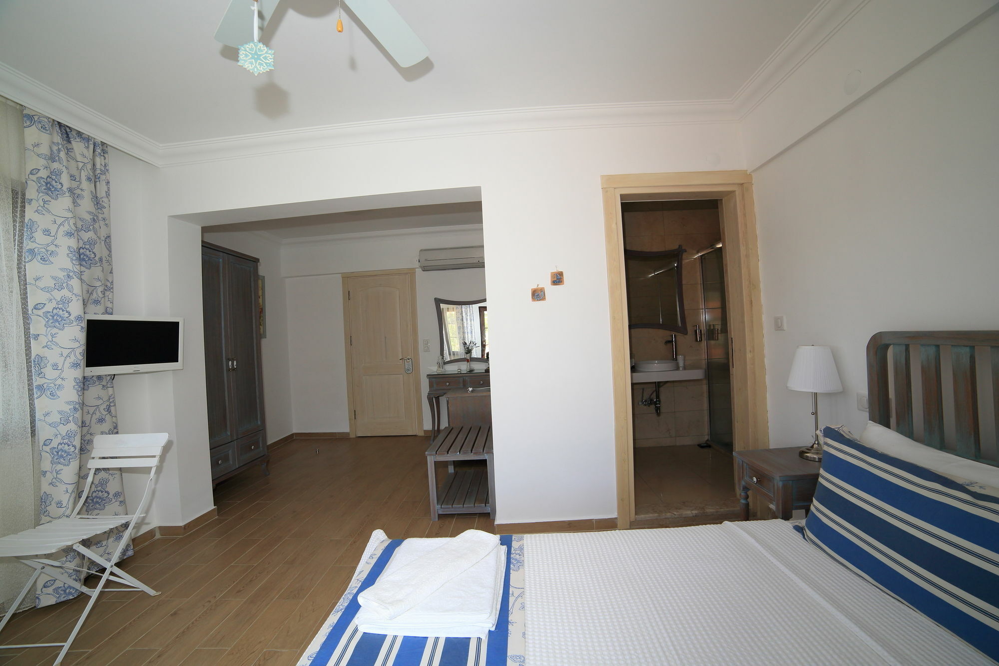 Mavi Deniz Konuk Evi Selimiye  Luaran gambar